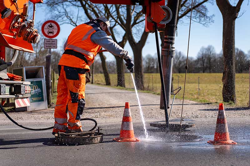 Wasserprüfung von Abwassersystemen mit präziser Volumenmessung